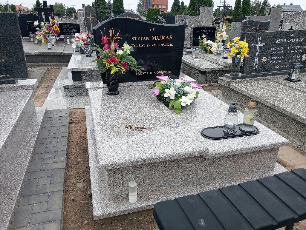 Grób Genowefa Muras