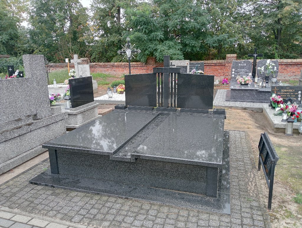 Grób Tadeusz Guz